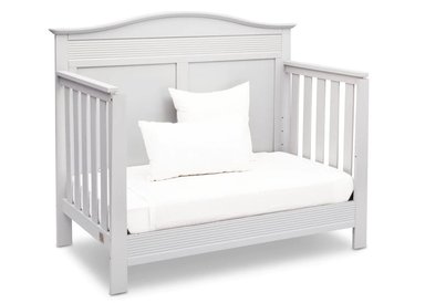 CUNA DE MADERA SERTA 4 EN 1 BARRET BLANCA - 4