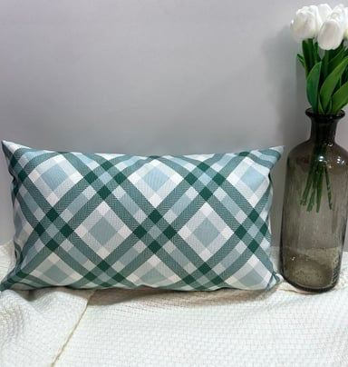 COJÍN TODOHOGARSANTIAGODECHILE RECTANGULAR TELA REPELENTE FL4 30 X 50 CM VERDE - 1