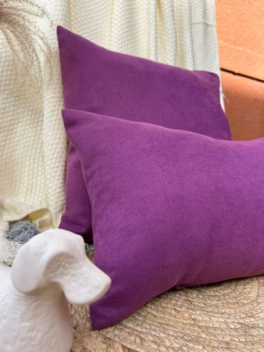 SET DE 2 COJINES UN TONO MORADO - 2