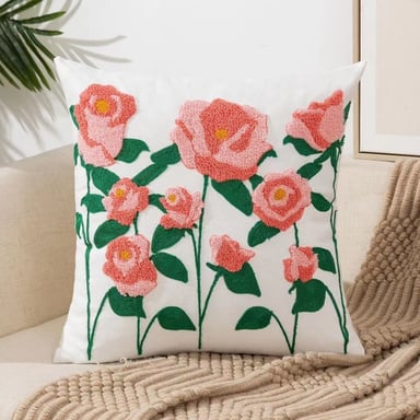 COJÍN HOMESTORE BORDADO ROSAS 45 X 45 CM MULTICOLOR - 1