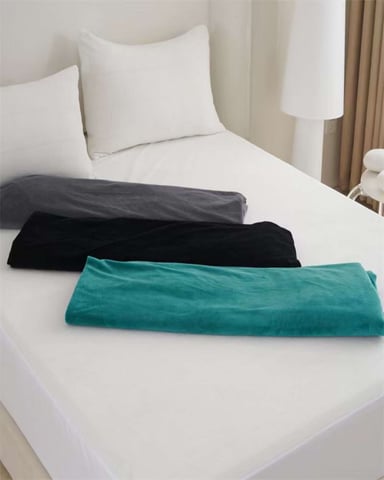CUBRE COLCHON IMPERMEABLE PLUSH - NEGRO - 2 PLAZAS - 5