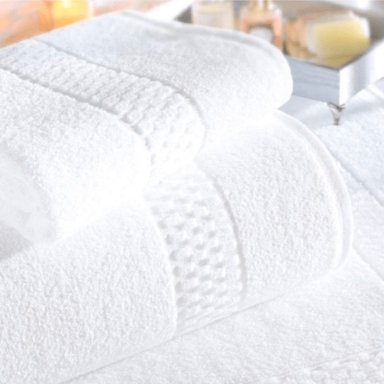 TOALLA DE MANO 500 GRS 45×90 CM / BLANCO – LOURDES - 1