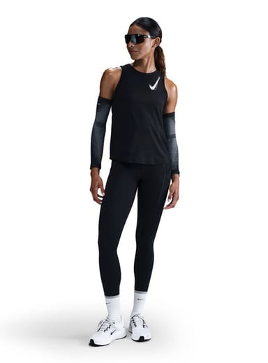POLERA SIN MANGAS RUNNING MUJER NIKE ONE DRI-FIT - 1