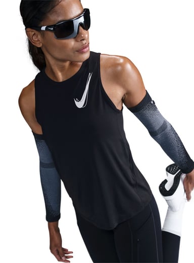 POLERA SIN MANGAS RUNNING MUJER NIKE ONE DRI-FIT - 3