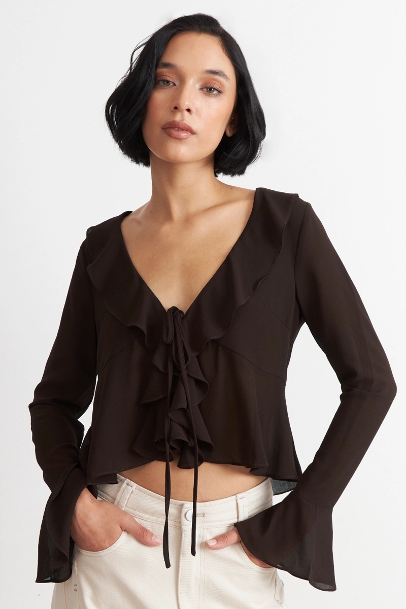 BLUSA VUELOS MANGA LARGA CAFE MUJER NICOPOLY