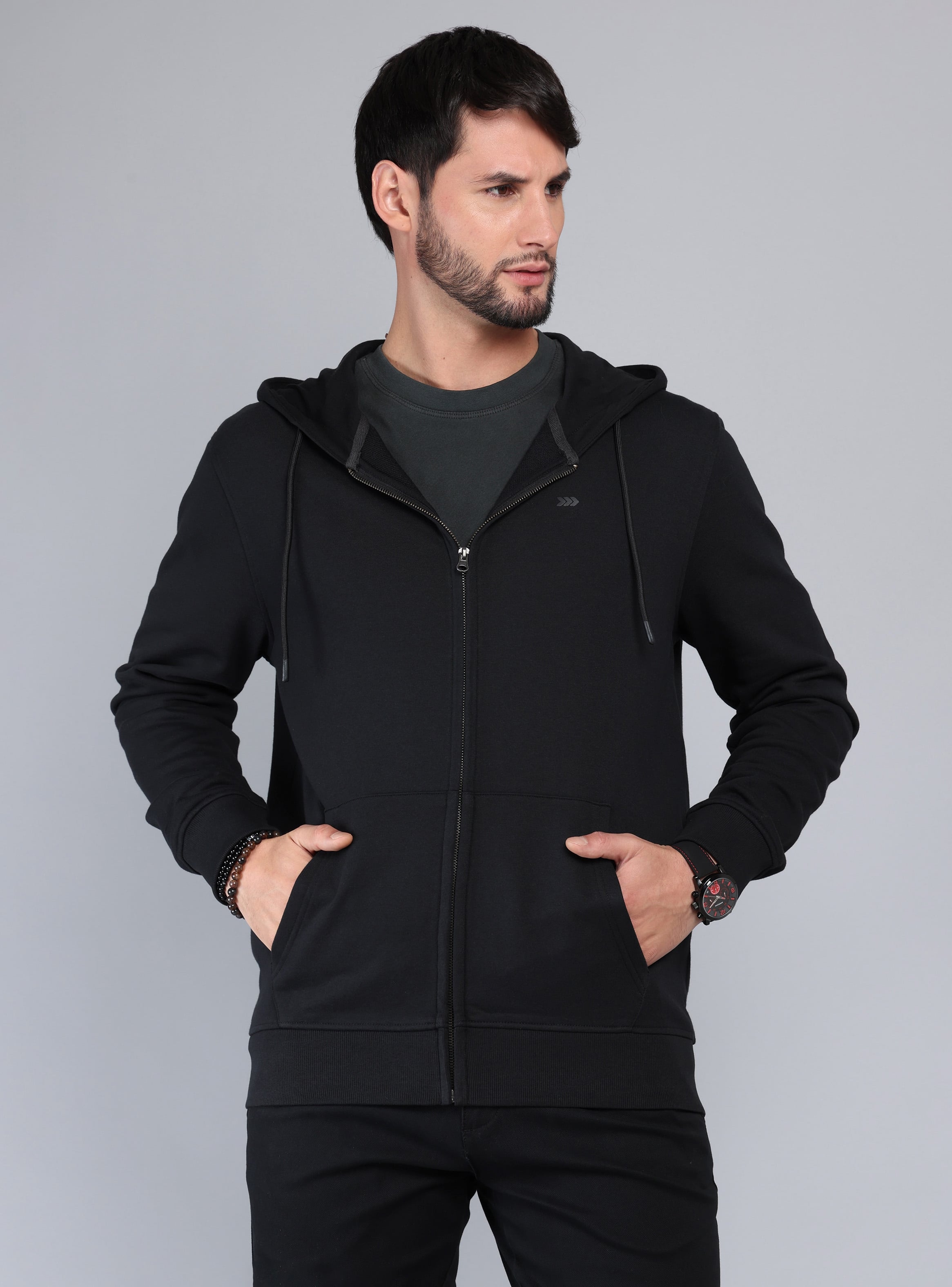 POLERON CON CAPUCHA REGULAR FIT NEGRO ARROW