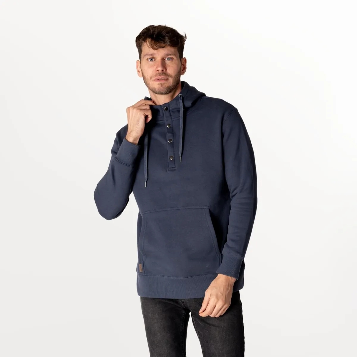 POLERÓN HOMBRE CON CAPUCHA Y BOTONES ALGODÓN ORGÁNICO FITZ ROY LENGA®